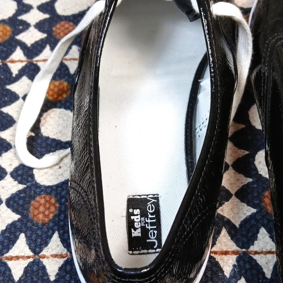 Jeffrey x Keds Women’s Champion lace up Patent leather - Picture 9 of 11